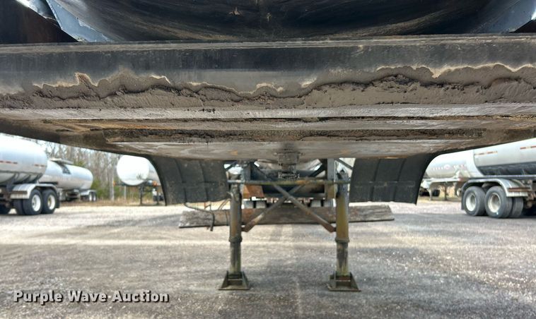 image for item EK2792 1991 Etnyre TR6 tank trailer