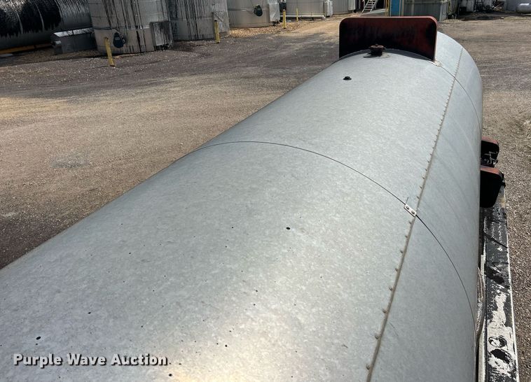 image for item EK2792 1991 Etnyre TR6 tank trailer