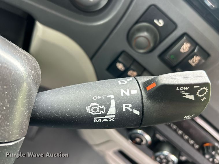 image for item EK8078 2020 Peterbilt 579 semi truck