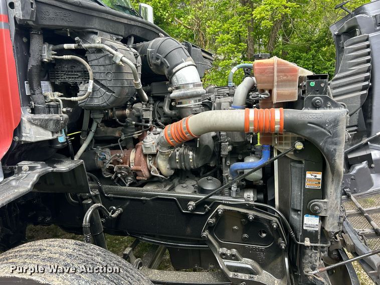 image for item EK8078 2020 Peterbilt 579 semi truck