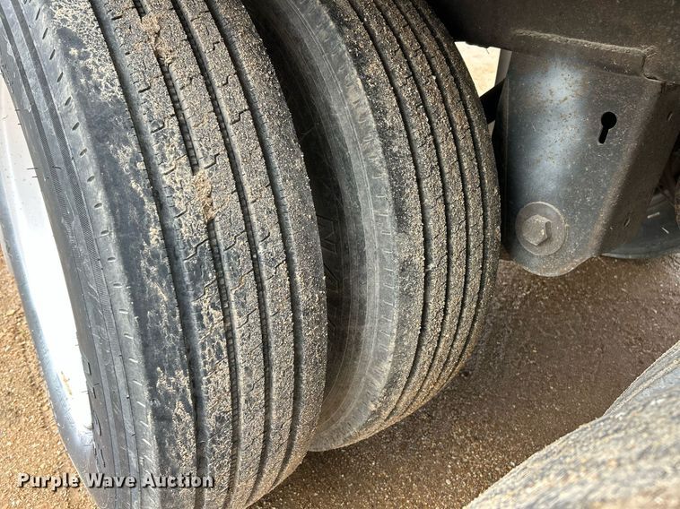 image for item EK8104 2008 Great Dane SLT-1114-11053 refrigerated van trailer