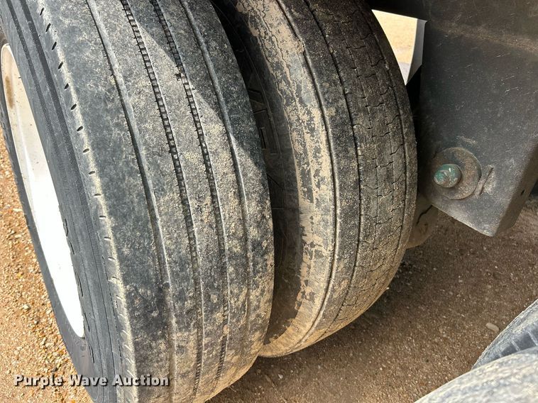 image for item EK8105 2013 Great Dane CTL-1114-11053 refrigerated van trailer