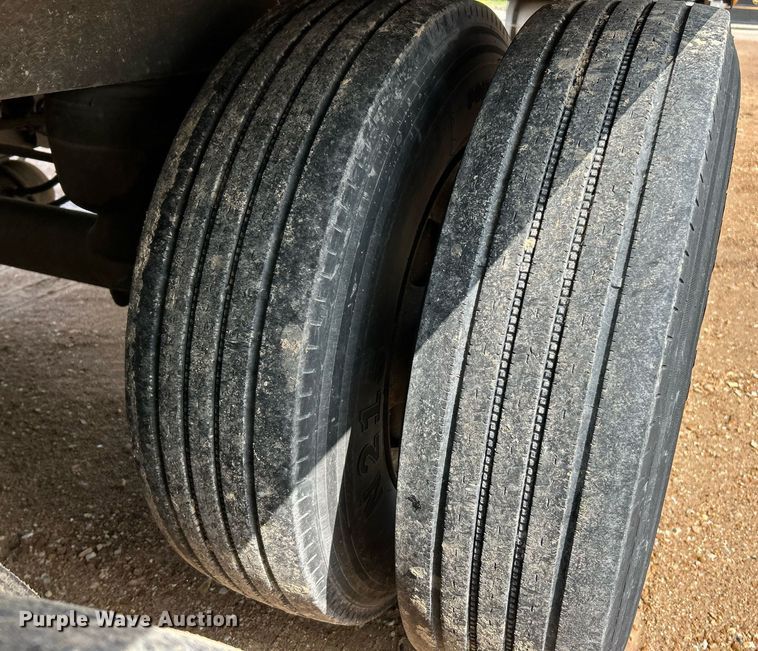 image for item EK8105 2013 Great Dane CTL-1114-11053 refrigerated van trailer