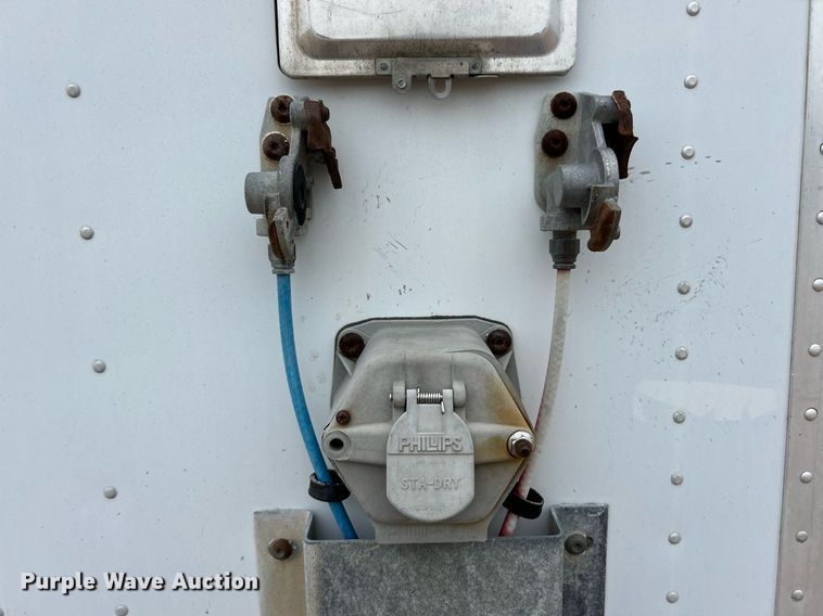 image for item EK8106 2007 Vanguard VIP4000 dry van trailer