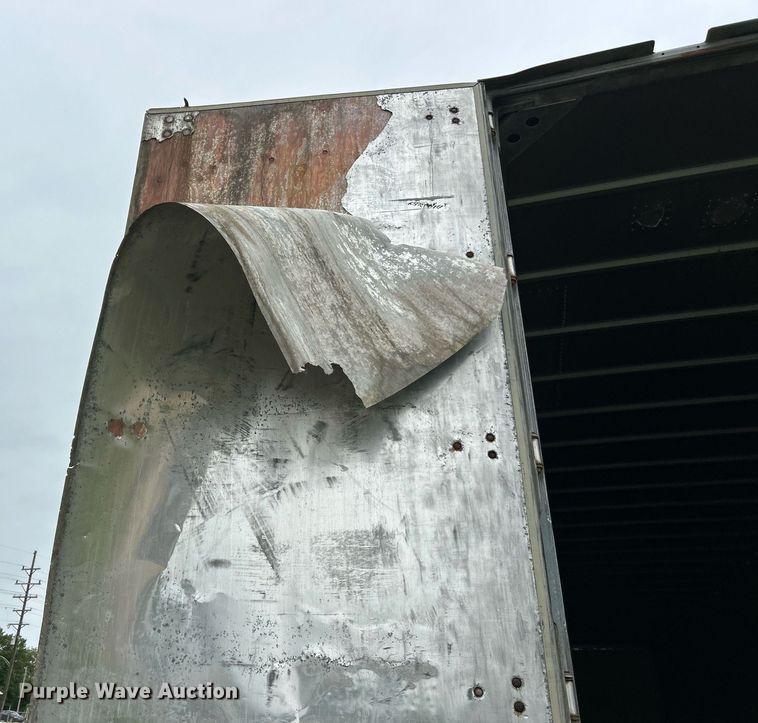 image for item EK8106 2007 Vanguard VIP4000 dry van trailer