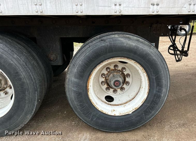 image for item EK8109 2007 Utility VS2DC dry van trailer