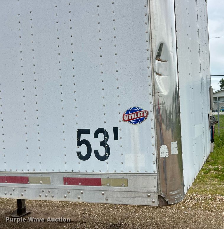 image for item EK8110 2001 Utility VS2DG dry van trailer