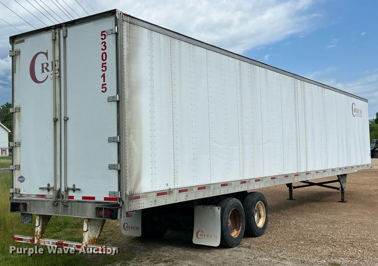 image for item EK8111 2005 Utility VS2DC dry van trailer