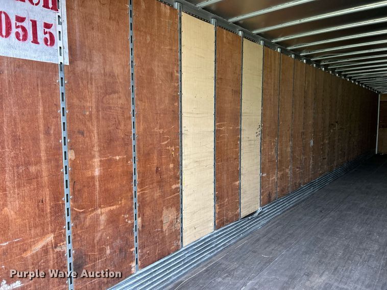 image for item EK8111 2005 Utility VS2DC dry van trailer