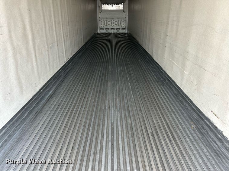 image for item EK8112 2013 Great Dane CTL-11144-11053 refrigerated van trailer