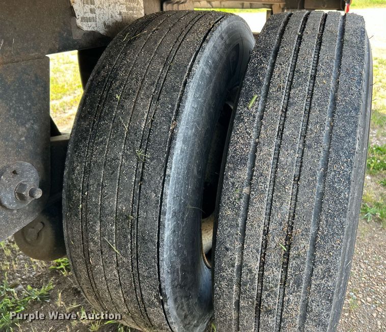 image for item EK8112 2013 Great Dane CTL-11144-11053 refrigerated van trailer