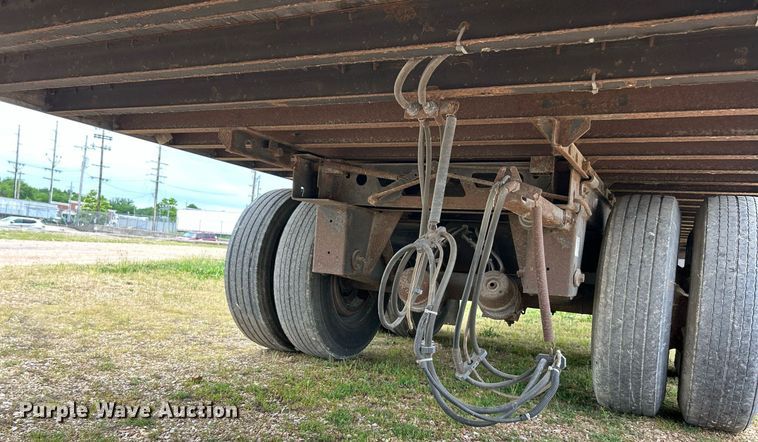 image for item EK8113 2007 Utility VS2DC dry van trailer