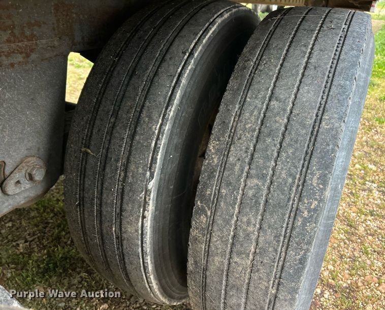 image for item EK8113 2007 Utility VS2DC dry van trailer