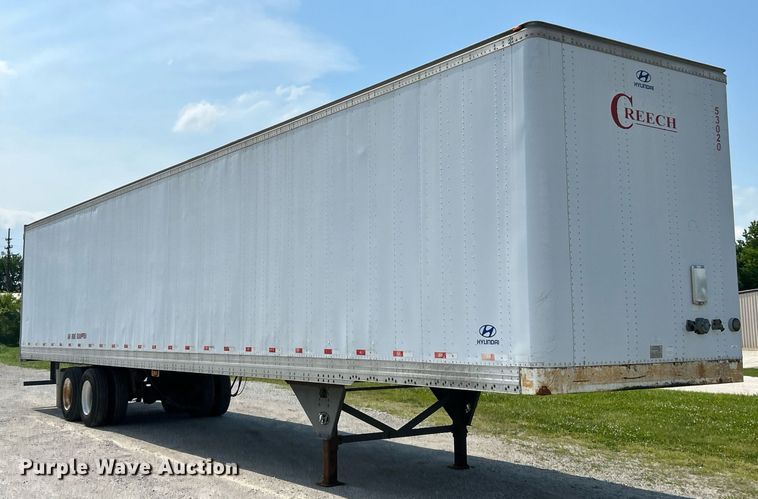 image for item EK8117 2007 Hyundai dry van trailer