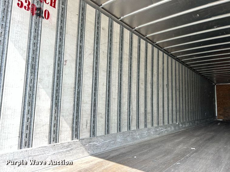 image for item EK8117 2007 Hyundai dry van trailer