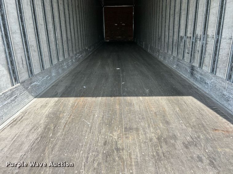 image for item EK8117 2007 Hyundai dry van trailer