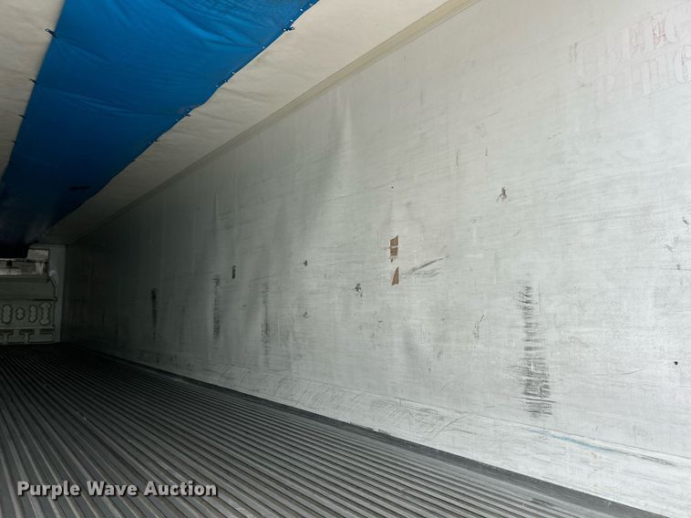 image for item EK8118 2011 Wabash refrigerated van trailer