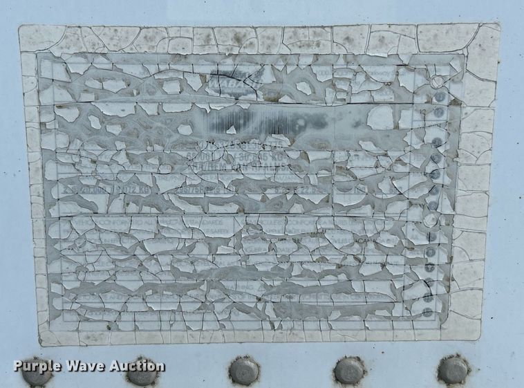 image for item EK8118 2011 Wabash refrigerated van trailer