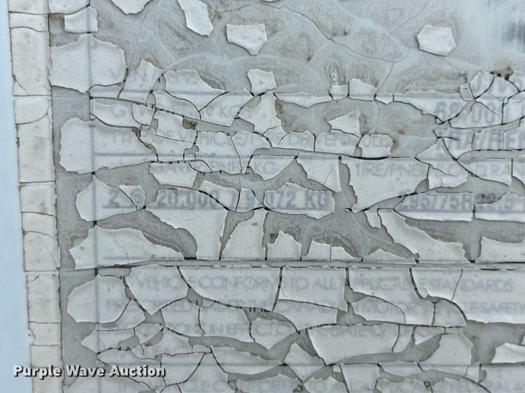 image for item EK8118 2011 Wabash refrigerated van trailer