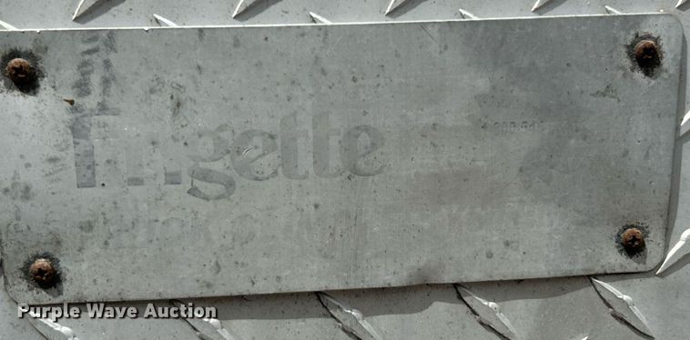 image for item EK8125 2010 Freightliner Cascadia semi truck