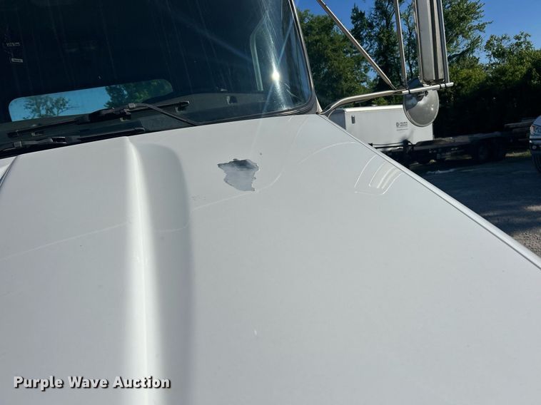 image for item EK8146 2015 Kenworth T370 truck cab and chassis