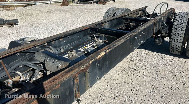 image for item EK8146 2015 Kenworth T370 truck cab and chassis