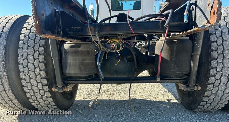 image for item EK8146 2015 Kenworth T370 truck cab and chassis