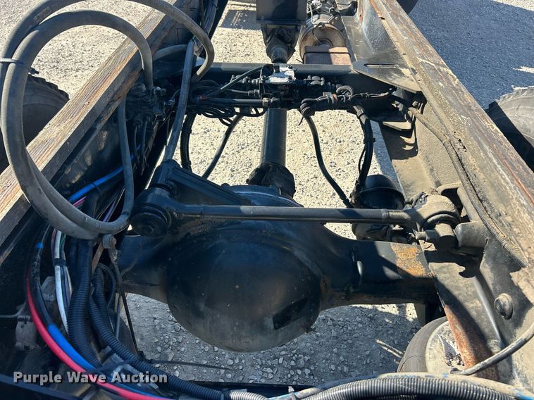 image for item EK8146 2015 Kenworth T370 truck cab and chassis