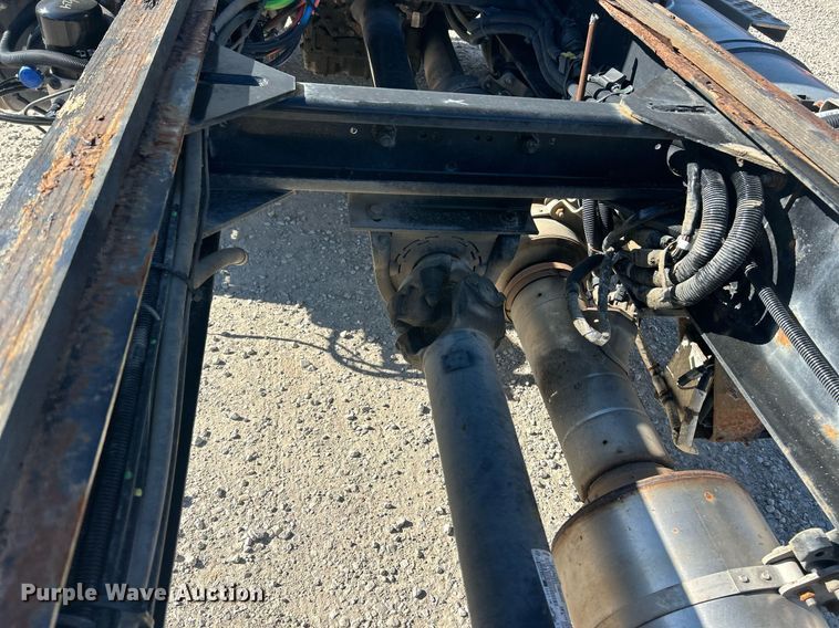 image for item EK8146 2015 Kenworth T370 truck cab and chassis