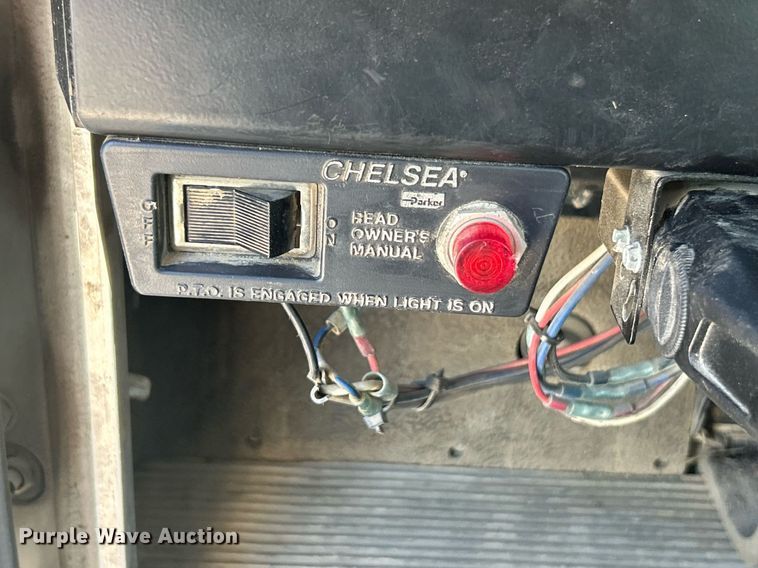 image for item EK8146 2015 Kenworth T370 truck cab and chassis