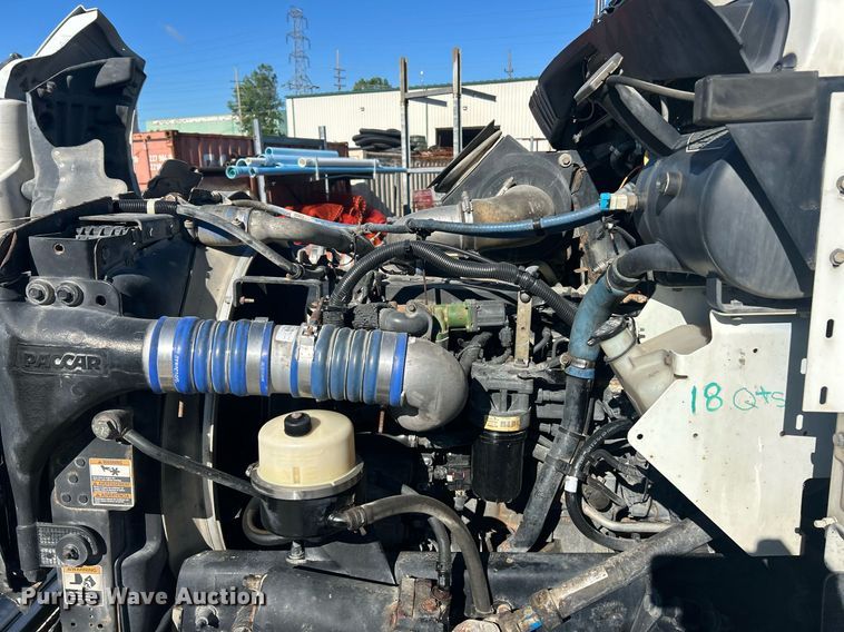 image for item EK8146 2015 Kenworth T370 truck cab and chassis