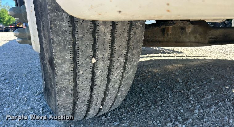 image for item EK8146 2015 Kenworth T370 truck cab and chassis