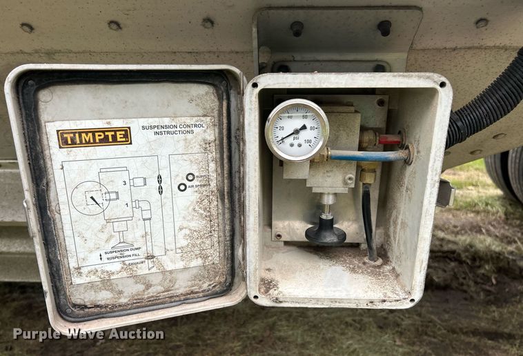 image for item EK8160 2012 Timpte grain trailer