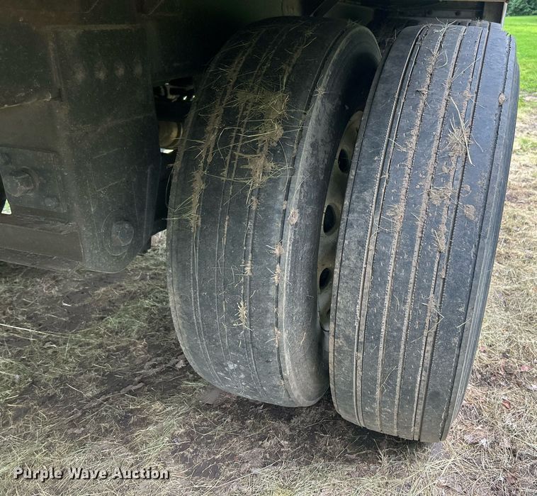 image for item EK8160 2012 Timpte grain trailer