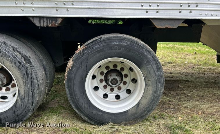 image for item EK8160 2012 Timpte grain trailer