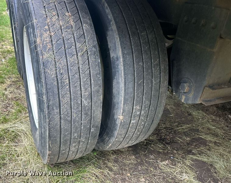 image for item EK8160 2012 Timpte grain trailer