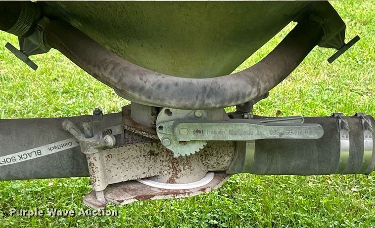 image for item EK8161 1989 Heil pneumatic dry bulk trailer