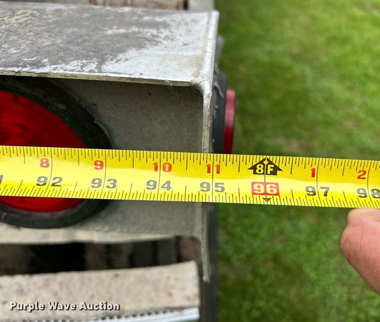 image for item EK8161 1989 Heil pneumatic dry bulk trailer