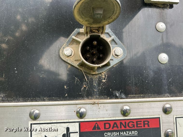 image for item EK8162 2017 Wilson Commander grain trailer