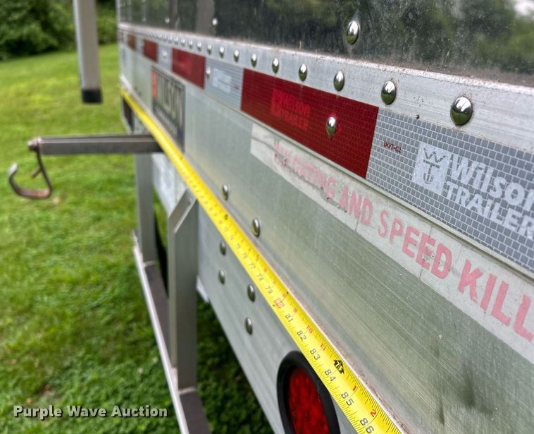 image for item EK8162 2017 Wilson Commander grain trailer