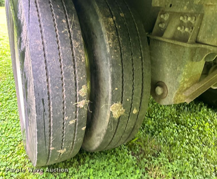 image for item EK8162 2017 Wilson Commander grain trailer