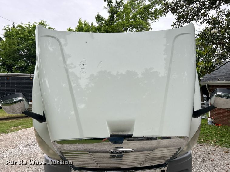 image for item EK8164 2014 Freightliner Cascadia 125 semi truck