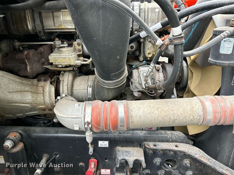 image for item EK8164 2014 Freightliner Cascadia 125 semi truck