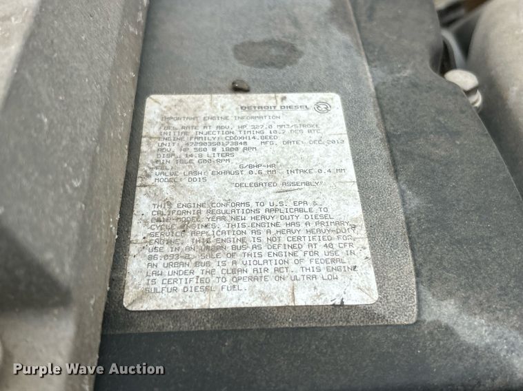 image for item EK8164 2014 Freightliner Cascadia 125 semi truck