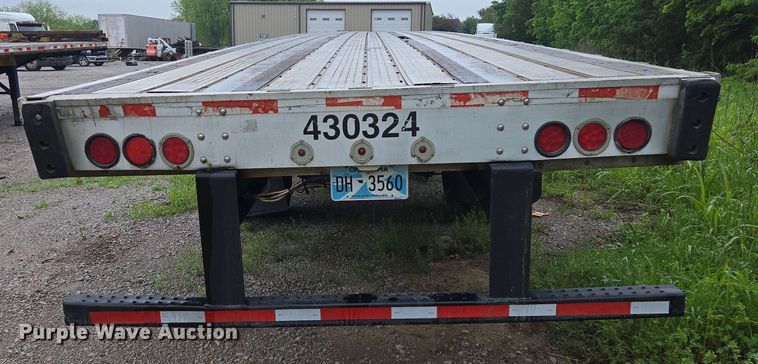 image for item EL2065 2006 Transcraft Eagle II flatbed trailer
