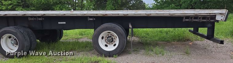 image for item EL2065 2006 Transcraft Eagle II flatbed trailer