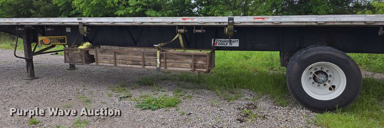 image for item EL2065 2006 Transcraft Eagle II flatbed trailer