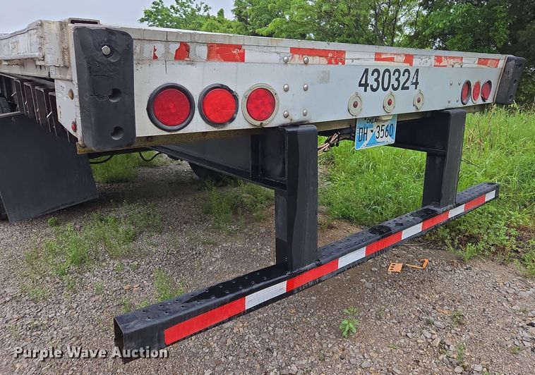 image for item EL2065 2006 Transcraft Eagle II flatbed trailer