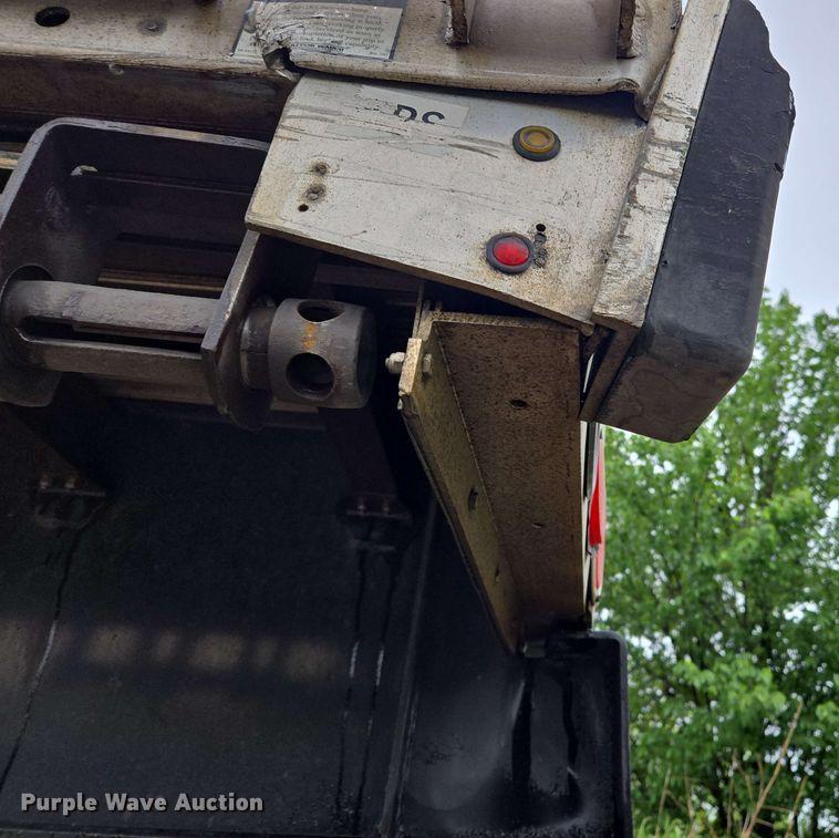 image for item EL2065 2006 Transcraft Eagle II flatbed trailer