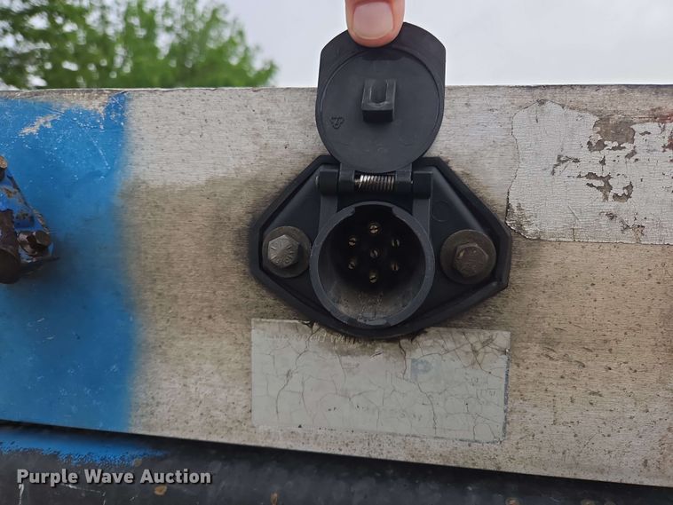 image for item EL2065 2006 Transcraft Eagle II flatbed trailer